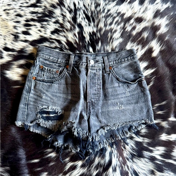 Levis Denim Shorts Black - Picture 1 of 5
